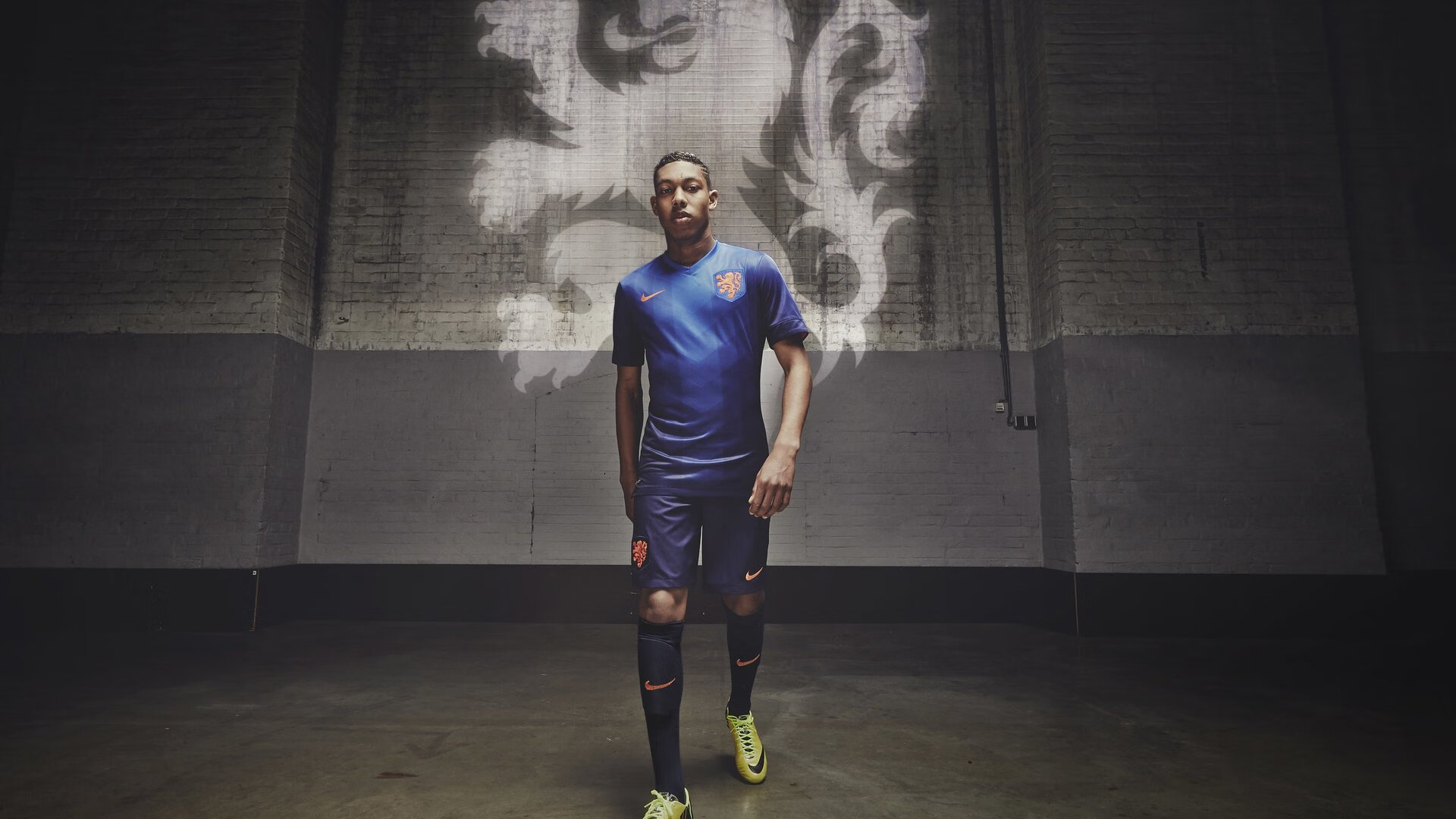 互联网+足球：创新模式激发全民运动热情，足球的创新