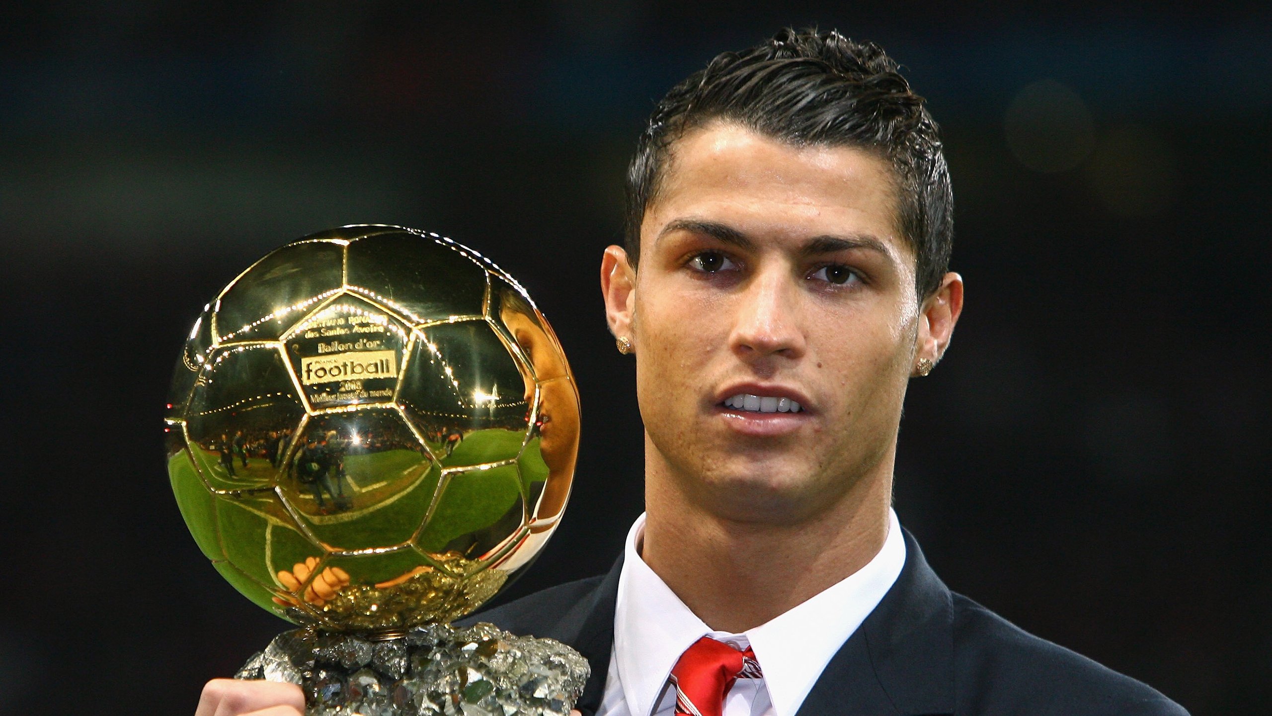 安德烈·桑托斯在斯特拉斯堡表现出色,未来备受期待,安德烈·斯托卡